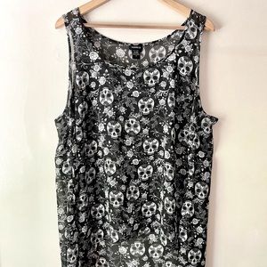 Torrid Size 2 Skull Sheer Cover Up Plus Size 2X High Low Black White Tunic